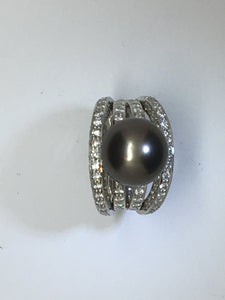 Black Tahitian South Sea Pearl and Diamond Ring
